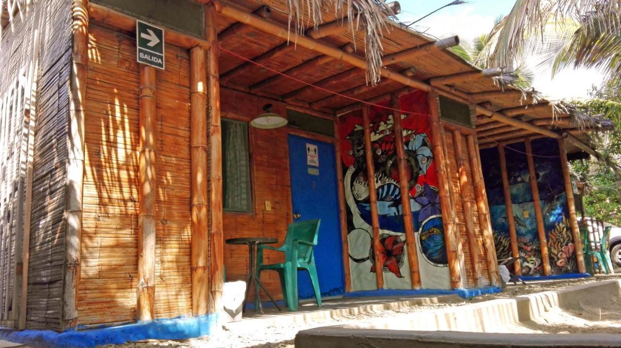 Saigon Backpackers Hostel Máncora Exteriör bild